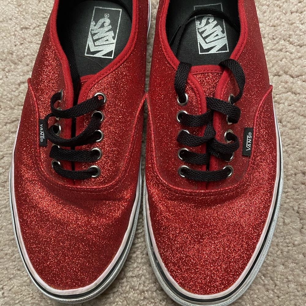 Vans sparkle Red - 10.5 women’s/ 9 men’s